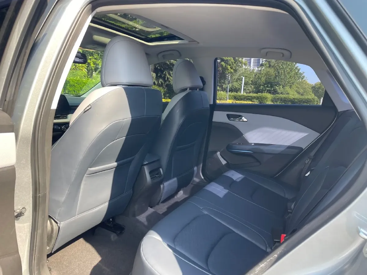 2023 Chevrolet Monza 1.5L 113HP L4 6DCT,autocango,china used car exporter,china ev exporter,chinese used car exporter,chinese used ev exporter