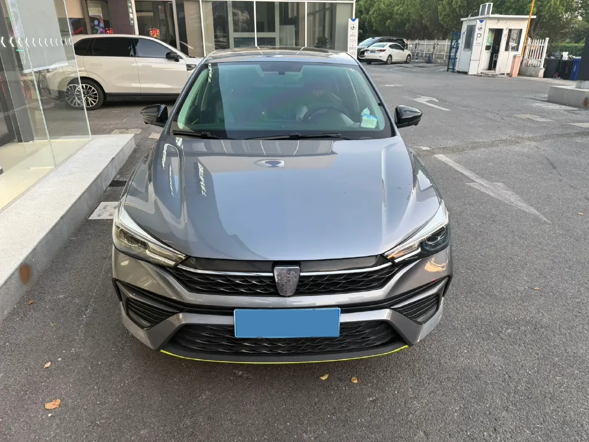 2021 Roewe i5 1.5L 120HP L4 CVT,autocango,china used car exporter,china ev exporter,chinese used car exporter,chinese used ev exporter