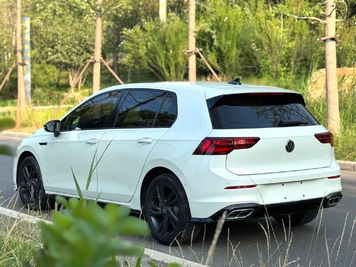 2023 Volkswagen Golf 1.4T 150HP L4 7DCT,autocango,china used car exporter,china ev exporter,chinese used car exporter,chinese used ev exporter