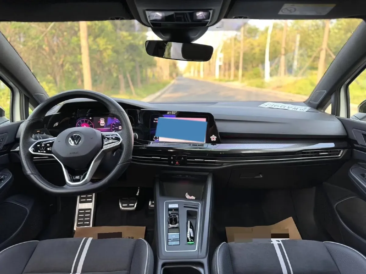 2023 Volkswagen Golf 1.4T 150HP L4 7DCT,autocango,china used car exporter,china ev exporter,chinese used car exporter,chinese used ev exporter