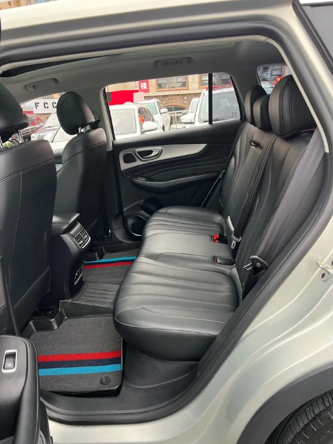 2019 Roewe RX5 MAX 1.5T 173HP L4 6MT,autocango,china used car exporter,china ev exporter,chinese used car exporter,chinese used ev exporter