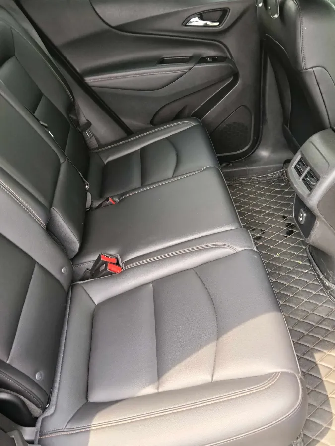 2022 Chevrolet Equinox 1.5T 169HP L4 6AT,autocango,china used car exporter,china ev exporter,chinese used car exporter,chinese used ev exporter