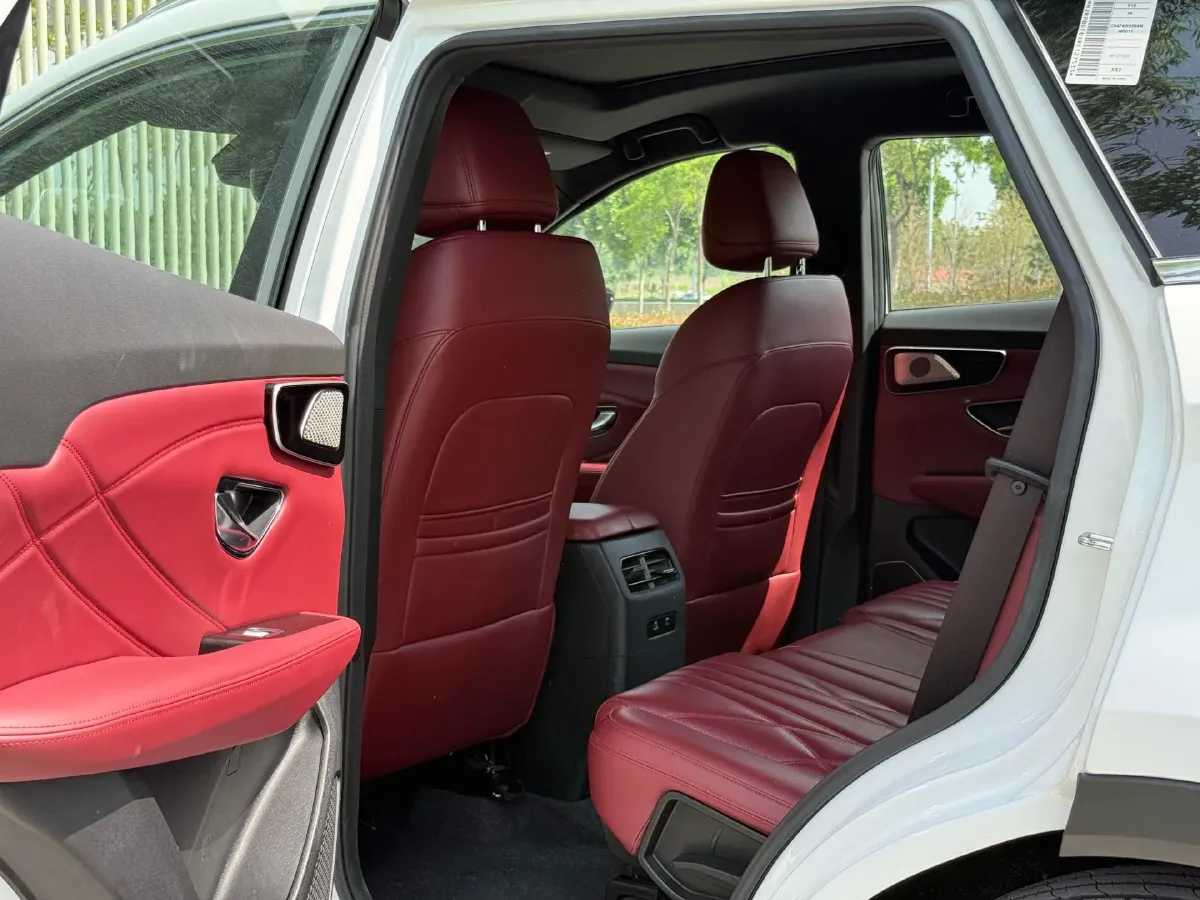 2025 Jetour X70 Plus 1.5T 184HP L4 7DCT,autocango,china used car exporter,china ev exporter,chinese used car exporter,chinese used ev exporter