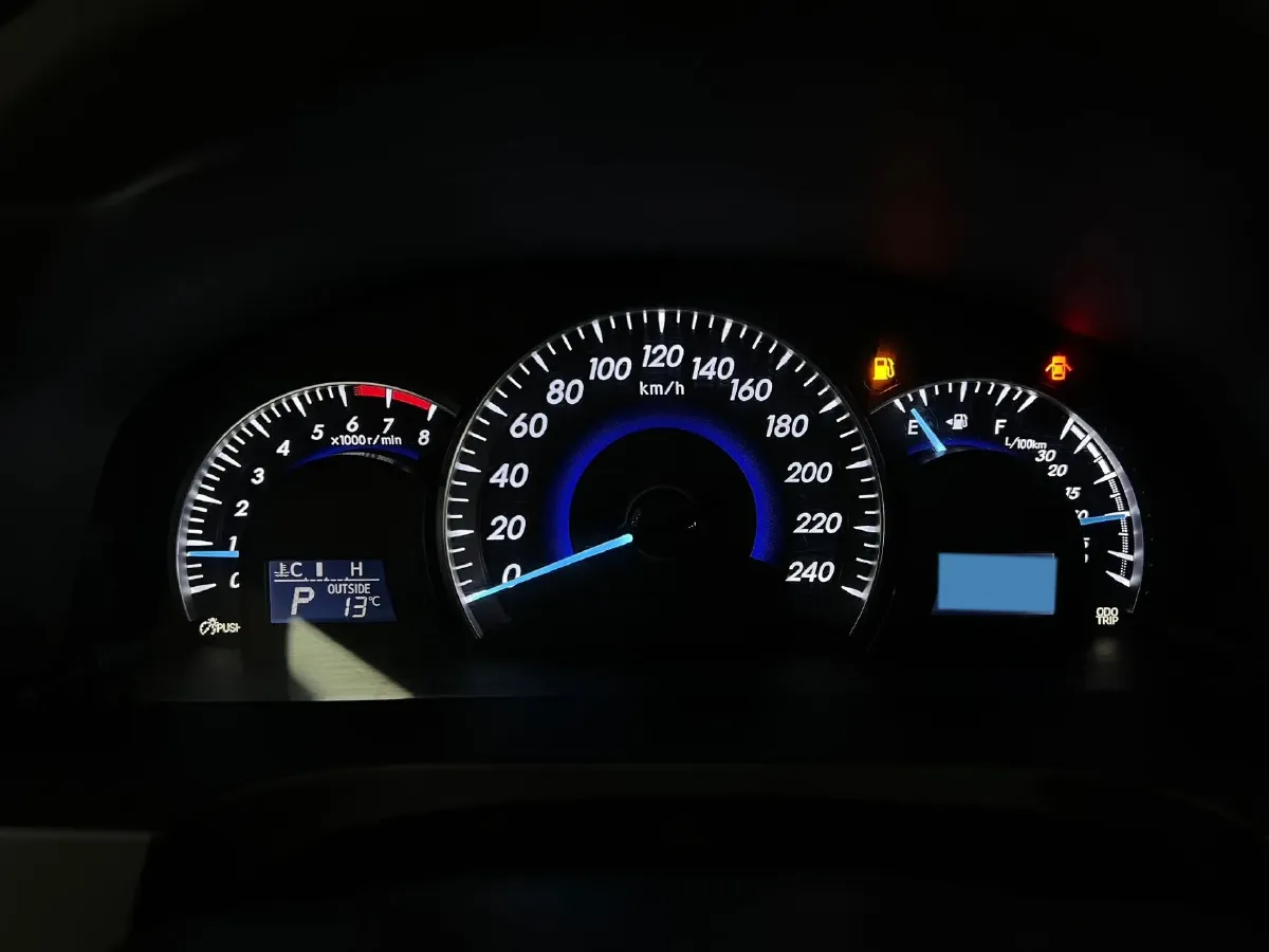 2023 HongQi HS5 2.0T 252HP L4 8AT,autocango,china used car exporter,china ev exporter,chinese used car exporter,chinese used ev exporter
