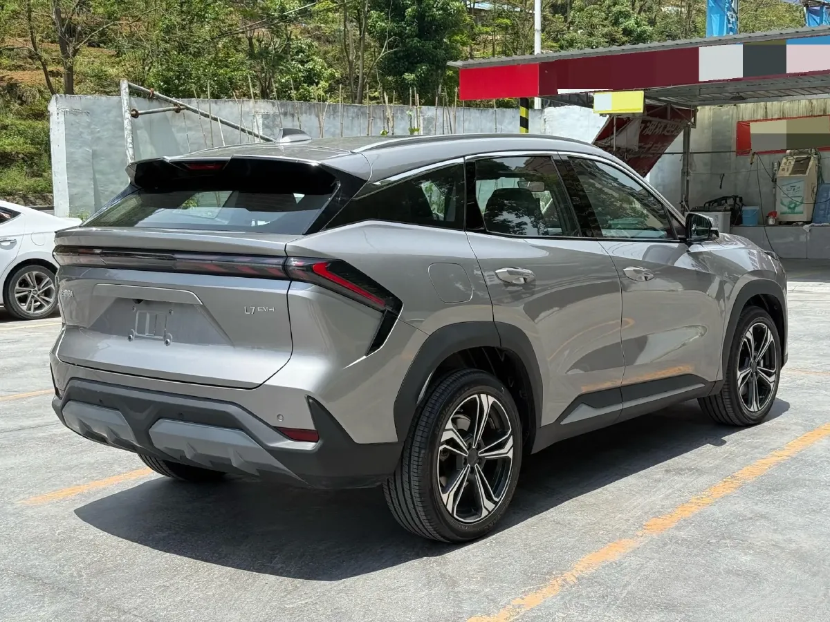 2025 Geely Galaxy L7 1.5L 112HP L4 1DHT PHEV 18.4KWH,autocango,china used car exporter,china ev exporter,chinese used car exporter,chinese used ev exporter