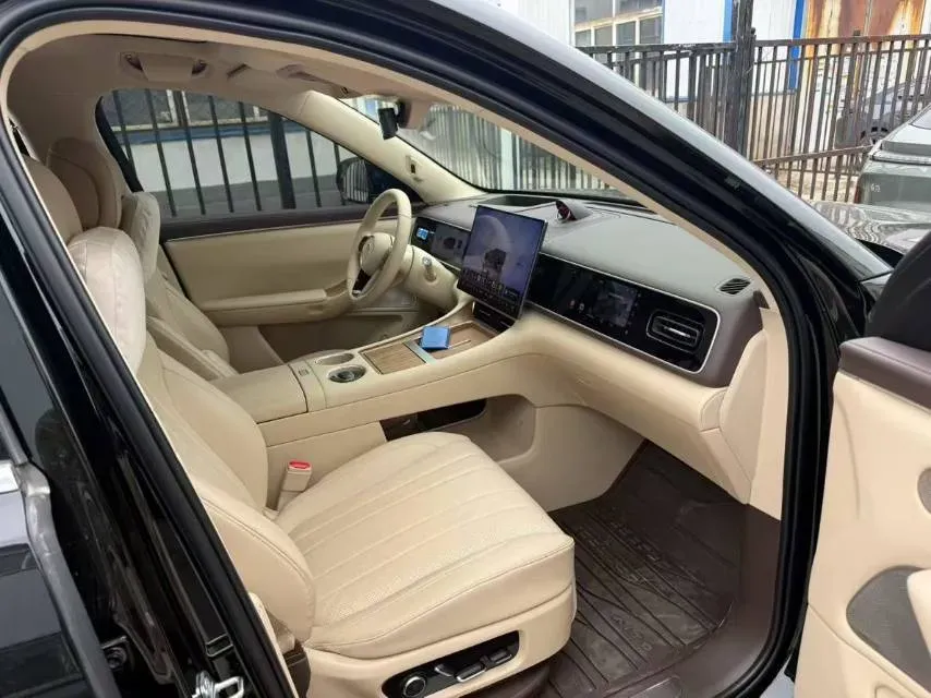 2026 AITO AITO M7 REEV 160HP REEV,autocango,china used car exporter,china ev exporter,chinese used car exporter,chinese used ev exporter