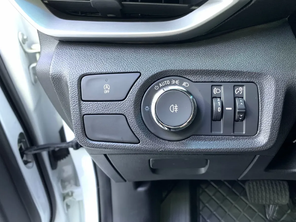 2020 Chevrolet Orlando 1.3T 163HP L3 6AT,autocango,china used car exporter,china ev exporter,chinese used car exporter,chinese used ev exporter