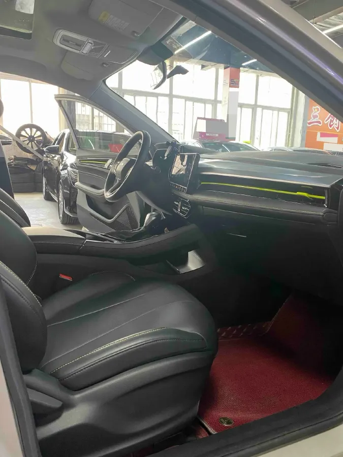 2021 Roewe i5 1.5L 120HP L4 CVT,autocango,china used car exporter,china ev exporter,chinese used car exporter,chinese used ev exporter