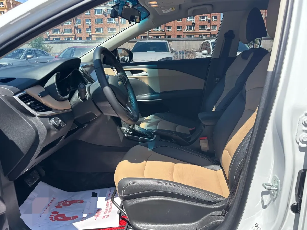 2022 Chevrolet Monza 1.5L 113HP L4 6AT,autocango,china used car exporter,china ev exporter,chinese used car exporter,chinese used ev exporter