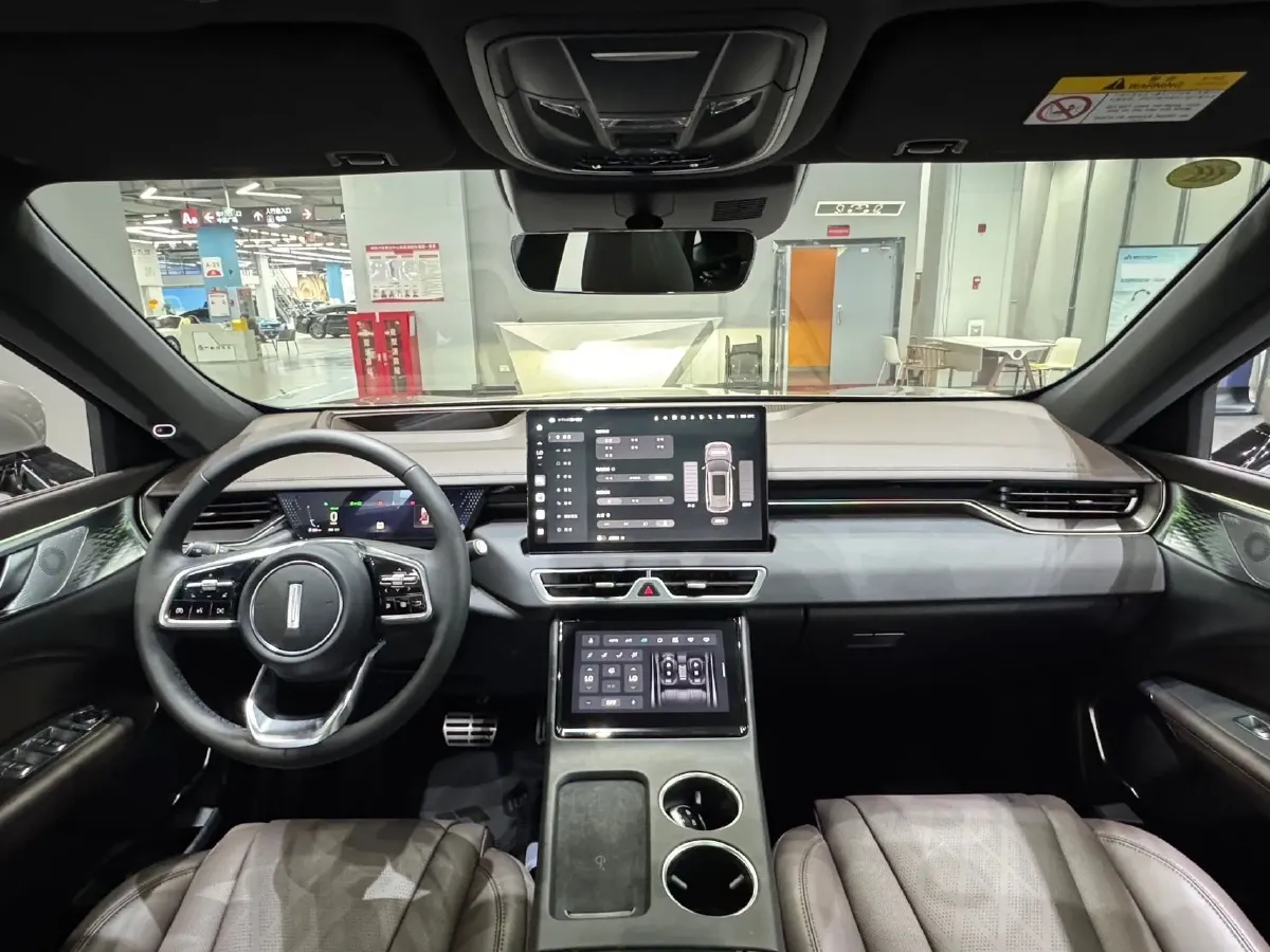 2024 WEY Mocha 1.5T 170HP L4 4DHT PHEV 35.04KWH,autocango,china used car exporter,china ev exporter,chinese used car exporter,chinese used ev exporter