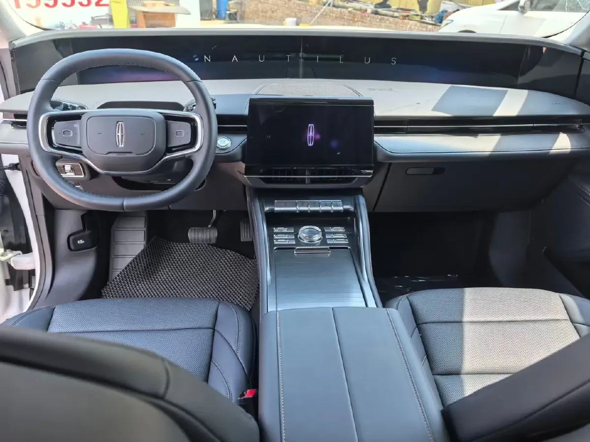 2026 Lincoln Nautilus 2.0T 261HP L4 8AT,autocango,china used car exporter,china ev exporter,chinese used car exporter,chinese used ev exporter