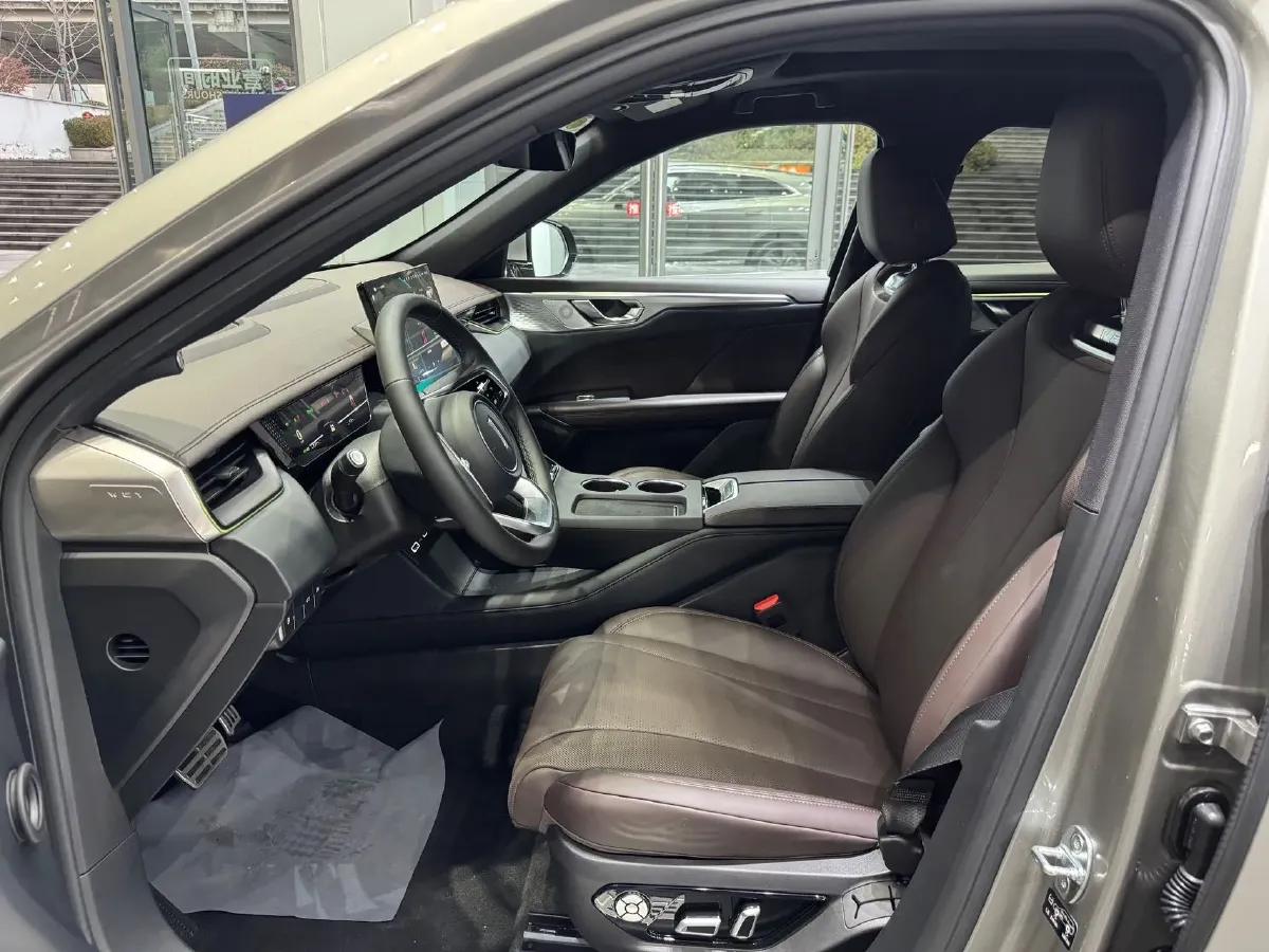 2024 WEY Mocha 1.5T 170HP L4 4DHT PHEV 35.04KWH,autocango,china used car exporter,china ev exporter,chinese used car exporter,chinese used ev exporter