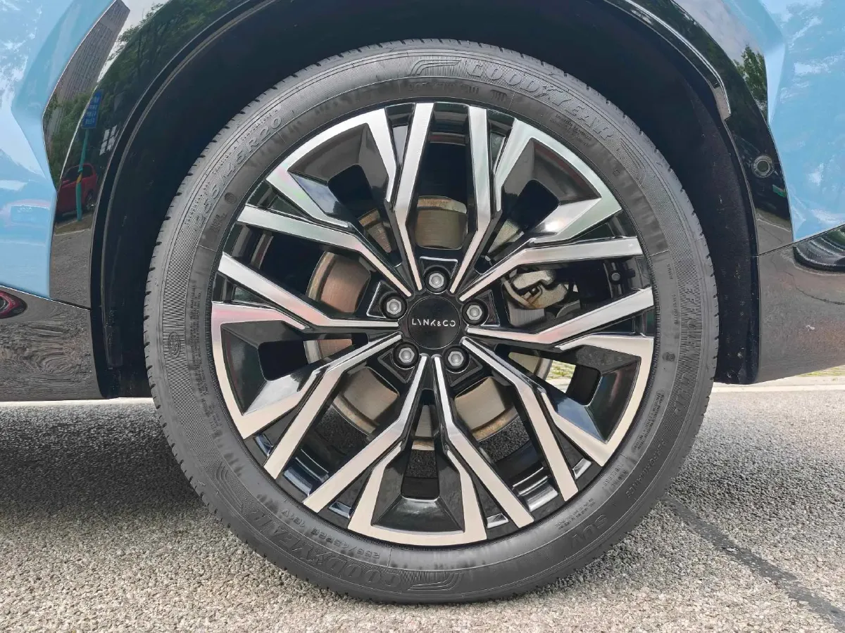 2026 LYNK&CO 08 EM-P 1.5T 163HP L4 3DHT PHEV,autocango,china used car exporter,china ev exporter,chinese used car exporter,chinese used ev exporter
