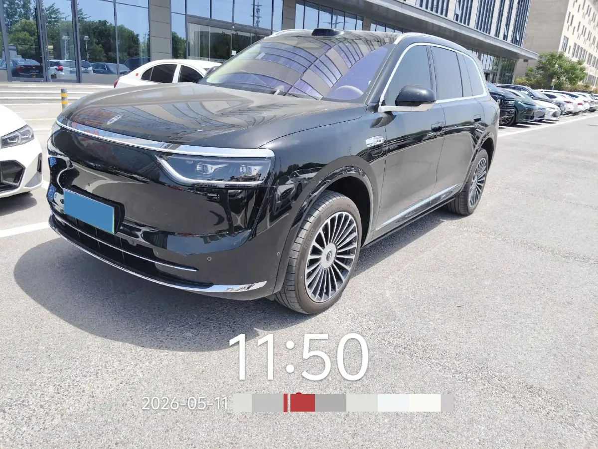 2025 AITO AITO M8 REEV 160HP REEV 53.4KWH,autocango,china used car exporter,china ev exporter,chinese used car exporter,chinese used ev exporter