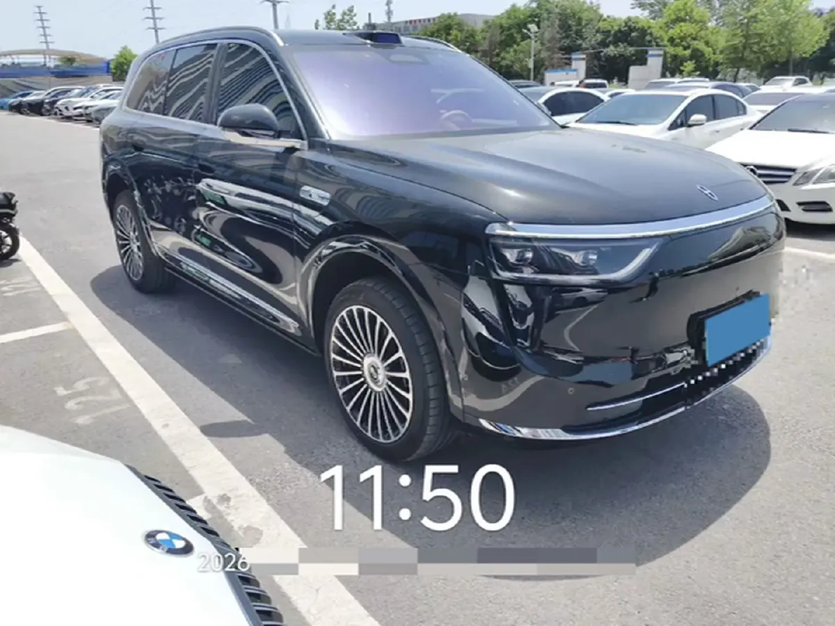 2025 AITO AITO M8 REEV 160HP REEV 53.4KWH,autocango,china used car exporter,china ev exporter,chinese used car exporter,chinese used ev exporter