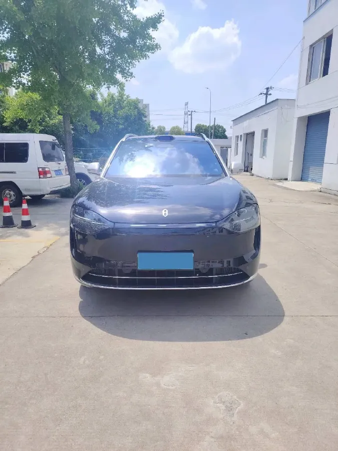 2024 AITO AITO M9 1.5T 152HP L4 REEV 42KWH,autocango,china used car exporter,china ev exporter,chinese used car exporter,chinese used ev exporter