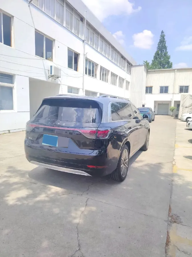2024 AITO AITO M9 1.5T 152HP L4 REEV 42KWH,autocango,china used car exporter,china ev exporter,chinese used car exporter,chinese used ev exporter