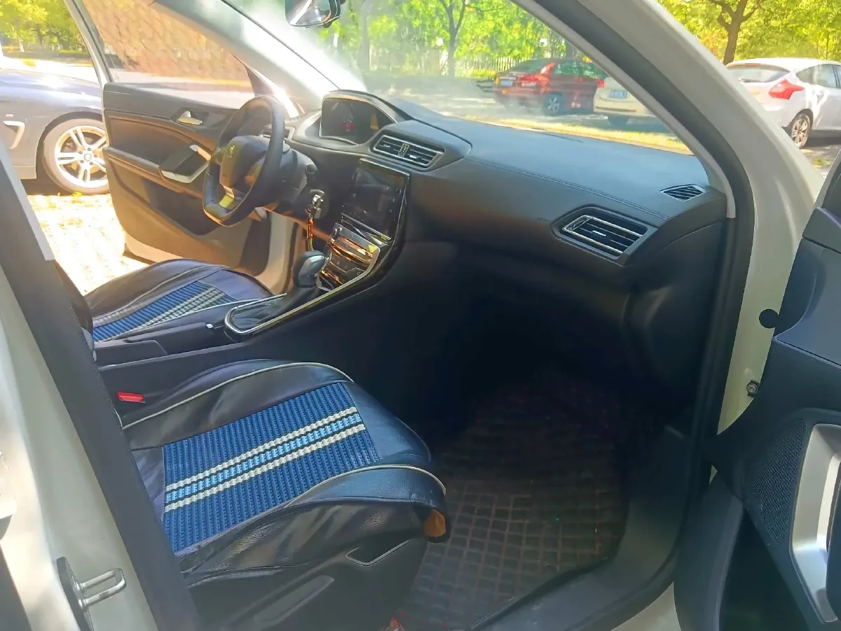 2018 Peugeot 308 1.6L 117HP L4 6AT,autocango,china used car exporter,china ev exporter,chinese used car exporter,chinese used ev exporter