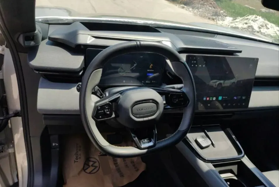 2023 LYNK&CO 08 EM-P 1.5T 163HP L4 3DHT PHEV 21.2KWH,autocango,china used car exporter,china ev exporter,chinese used car exporter,chinese used ev exporter