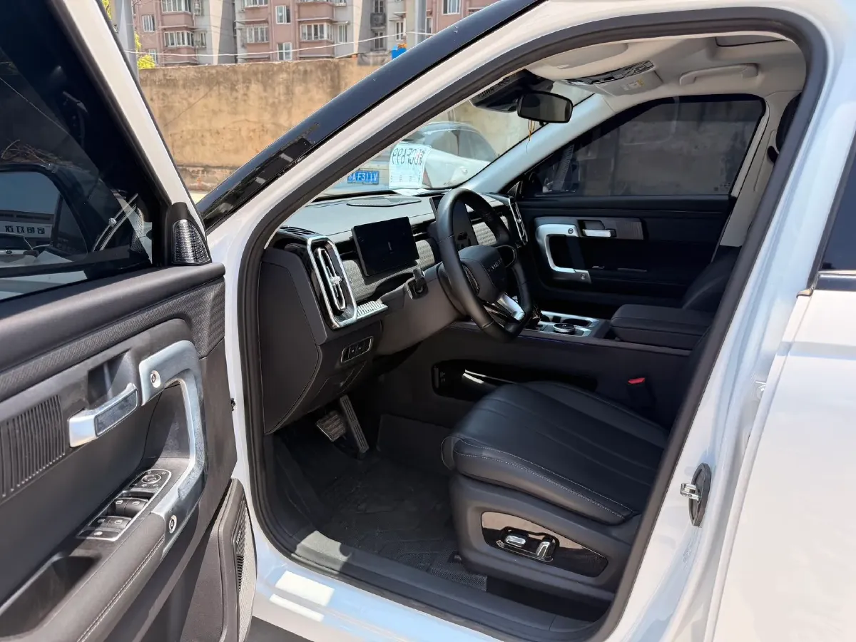 2023 Chery Exploration 06 1.6T 197HP L4 7DCT,autocango,china used car exporter,china ev exporter,chinese used car exporter,chinese used ev exporter