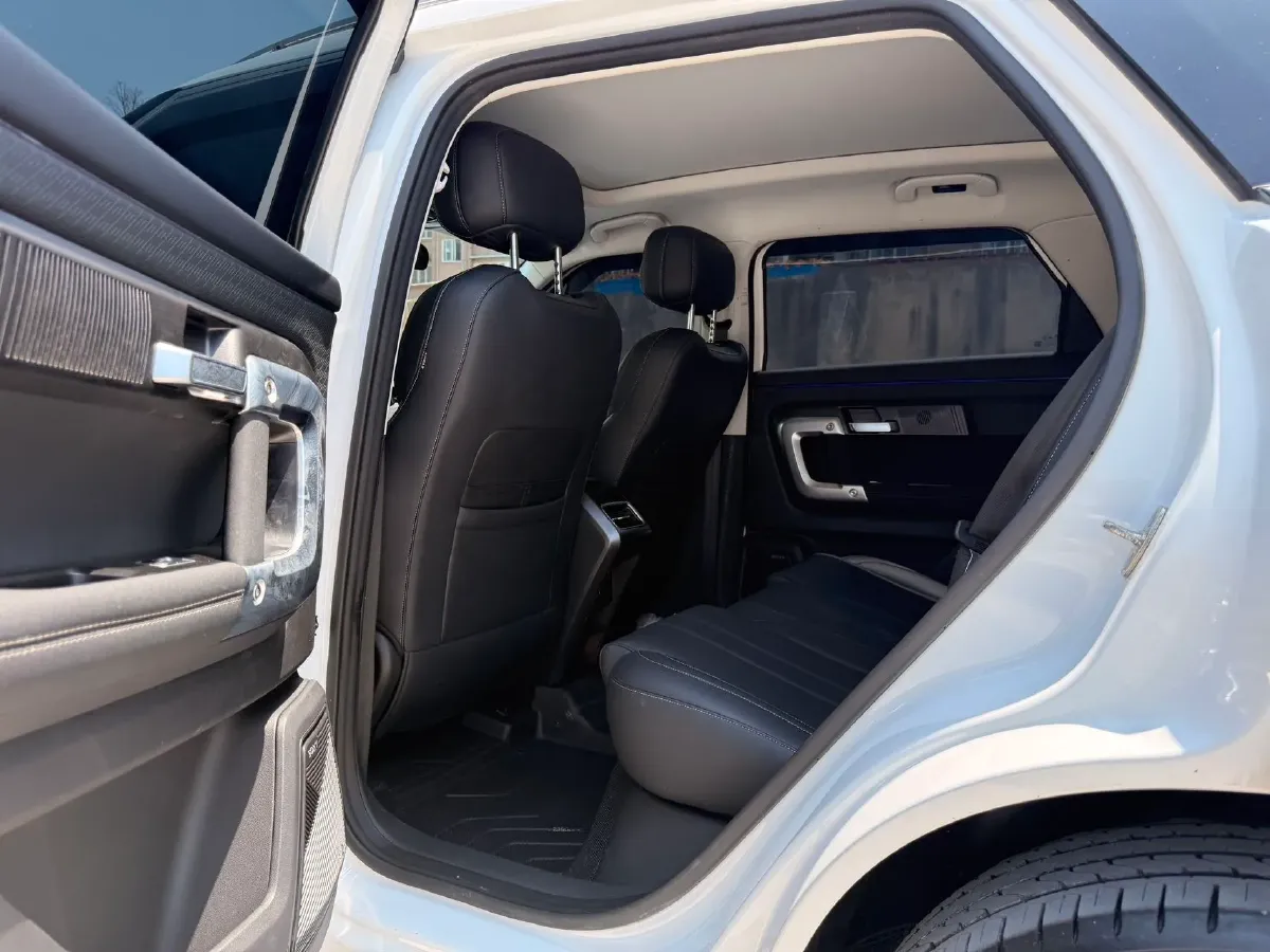 2023 Chery Exploration 06 1.6T 197HP L4 7DCT,autocango,china used car exporter,china ev exporter,chinese used car exporter,chinese used ev exporter