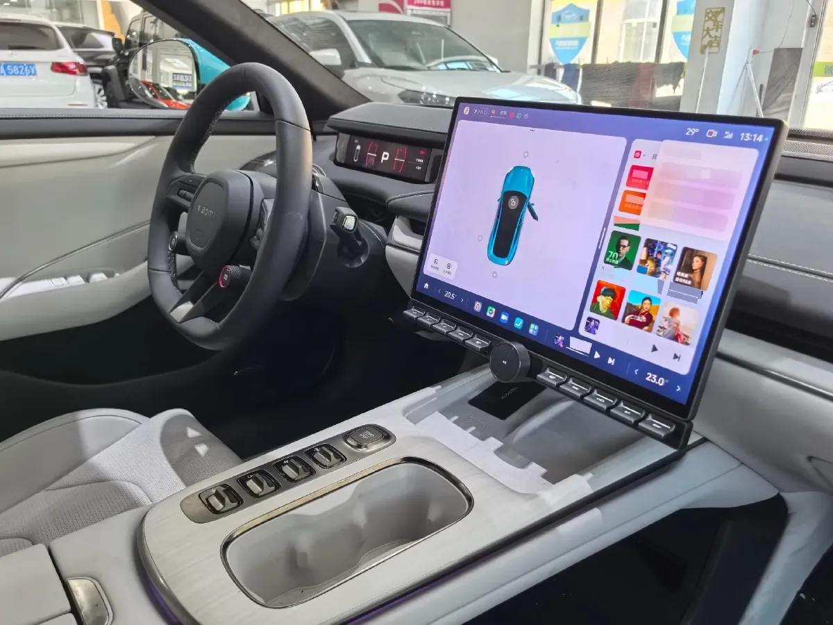 2024 MI SU7 BEV 101KWH,autocango,china used car exporter,china ev exporter,chinese used car exporter,chinese used ev exporter
