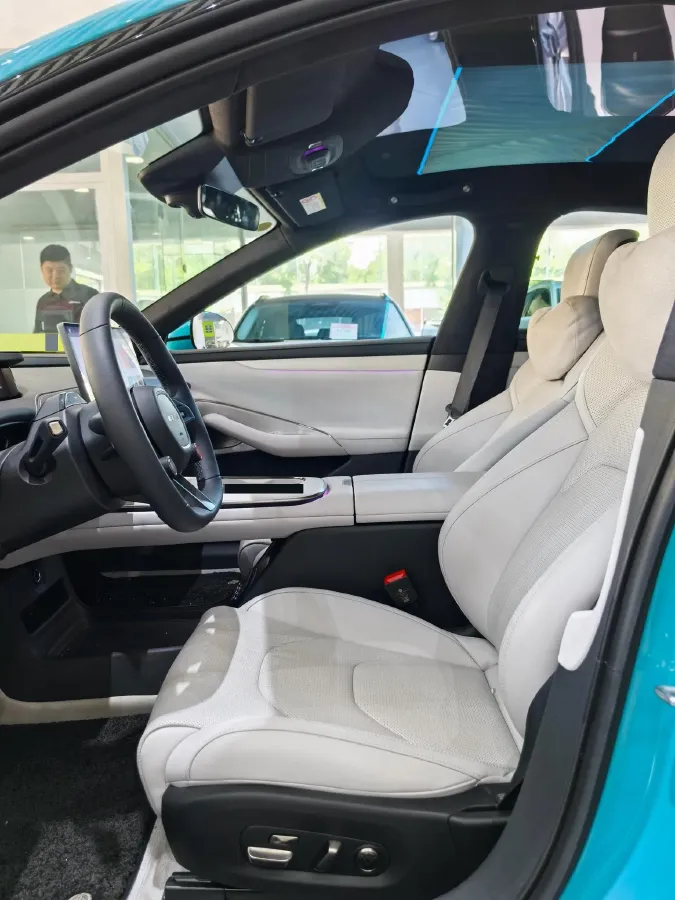 2024 MI SU7 BEV 101KWH,autocango,china used car exporter,china ev exporter,chinese used car exporter,chinese used ev exporter