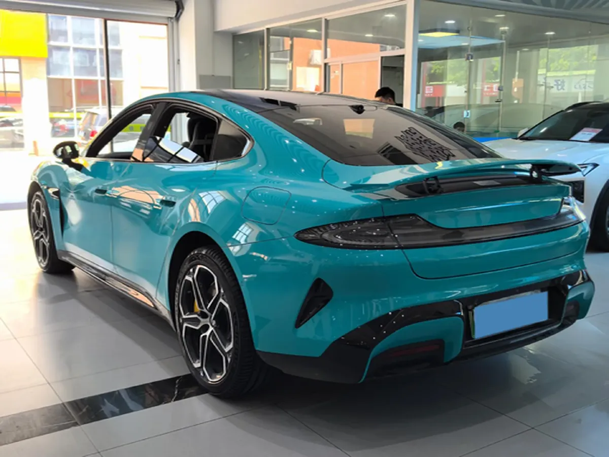 2024 MI SU7 BEV 101KWH,autocango,china used car exporter,china ev exporter,chinese used car exporter,chinese used ev exporter