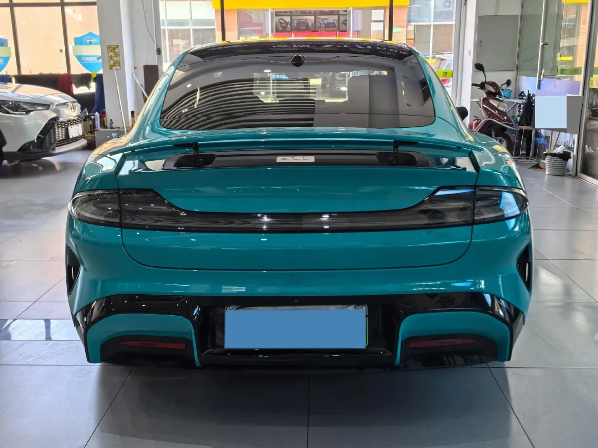2024 MI SU7 BEV 101KWH,autocango,china used car exporter,china ev exporter,chinese used car exporter,chinese used ev exporter