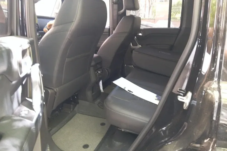 2025 212 212 T01 2.0T 252HP L4 8AT,autocango,china used car exporter,china ev exporter,chinese used car exporter,chinese used ev exporter