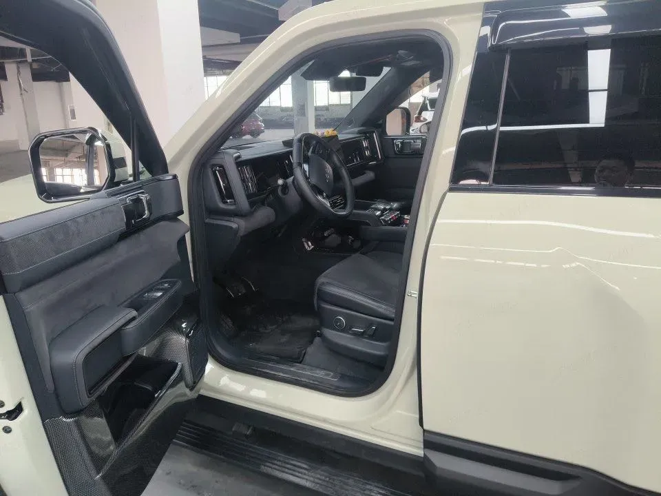2023 FangChengBao Bao 5 1.5T 194HP L4 E-CVT PHEV 31.8KWH,autocango,china used car exporter,china ev exporter,chinese used car exporter,chinese used ev exporter