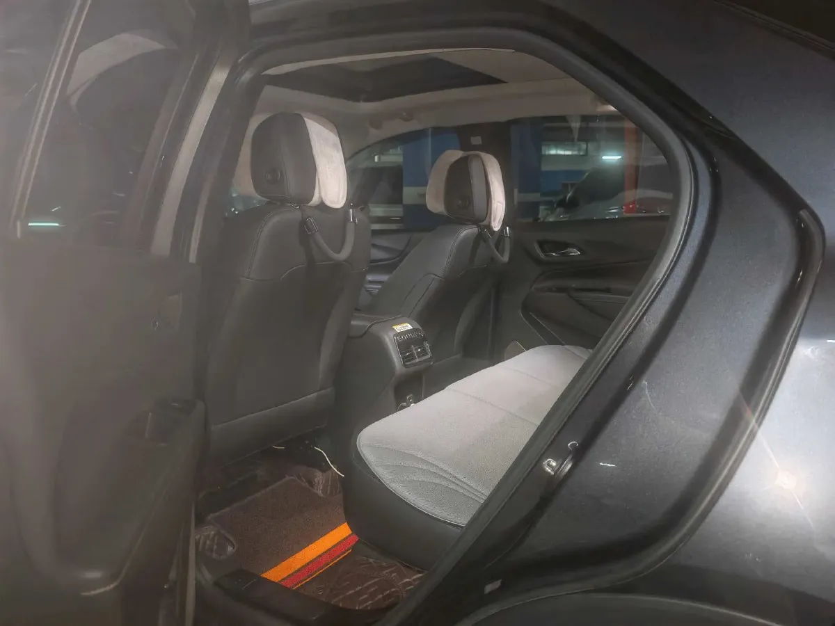 2021 Chevrolet Equinox 1.5T 169HP L4 6AT,autocango,china used car exporter,china ev exporter,chinese used car exporter,chinese used ev exporter