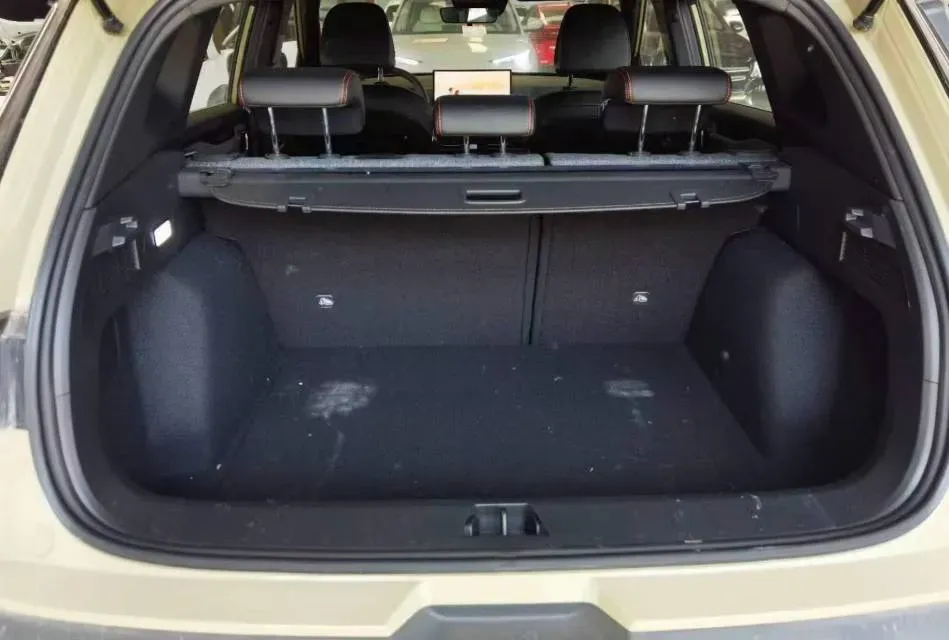 2025 Geely Cowboy 1.5T 181HP L4 7DCT,autocango,china used car exporter,china ev exporter,chinese used car exporter,chinese used ev exporter