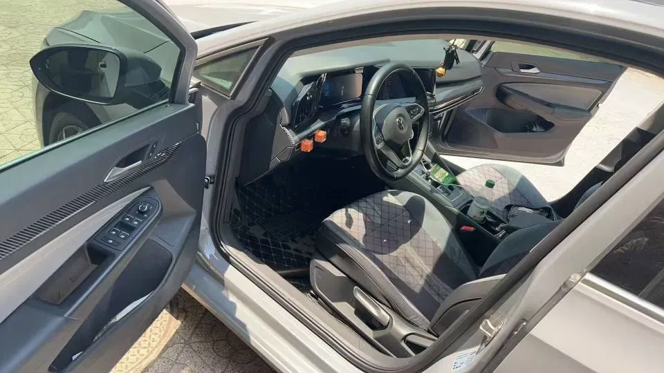 2021 Volkswagen Golf 1.4T 150HP L4 7DCT,autocango,china used car exporter,china ev exporter,chinese used car exporter,chinese used ev exporter