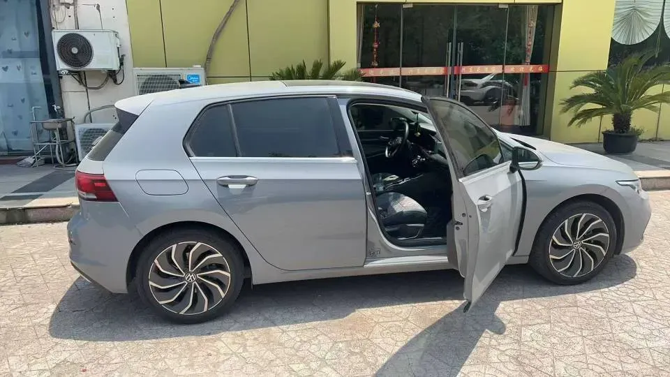 2021 Volkswagen Golf 1.4T 150HP L4 7DCT,autocango,china used car exporter,china ev exporter,chinese used car exporter,chinese used ev exporter