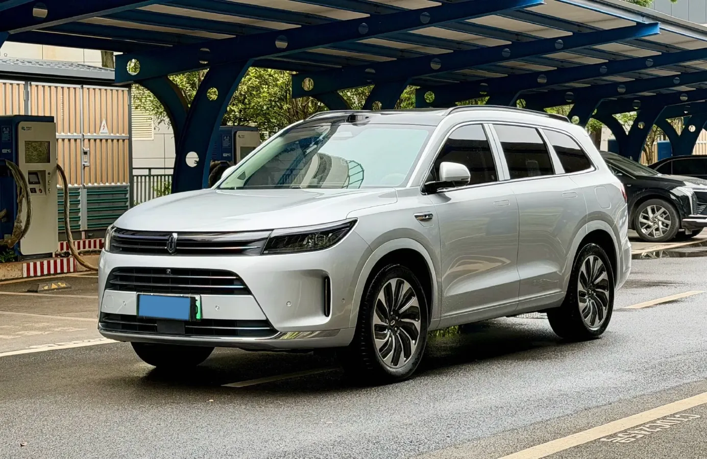 2024 AITO AITO M7 1.5T 152HP L4 REEV 40KWH,autocango,china used car exporter,china ev exporter,chinese used car exporter,chinese used ev exporter