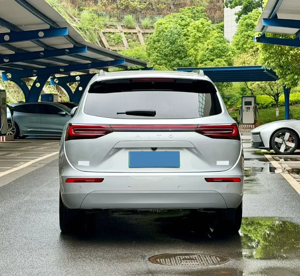 2024 AITO AITO M7 1.5T 152HP L4 REEV 40KWH,autocango,china used car exporter,china ev exporter,chinese used car exporter,chinese used ev exporter