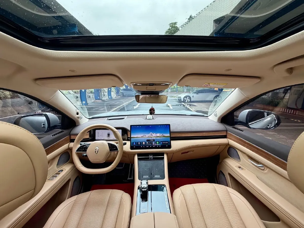 2024 AITO AITO M7 1.5T 152HP L4 REEV 40KWH,autocango,china used car exporter,china ev exporter,chinese used car exporter,chinese used ev exporter