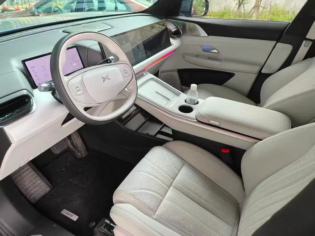 2025 Xpeng G9 BEV 93.1KWH,autocango,china used car exporter,china ev exporter,chinese used car exporter,chinese used ev exporter