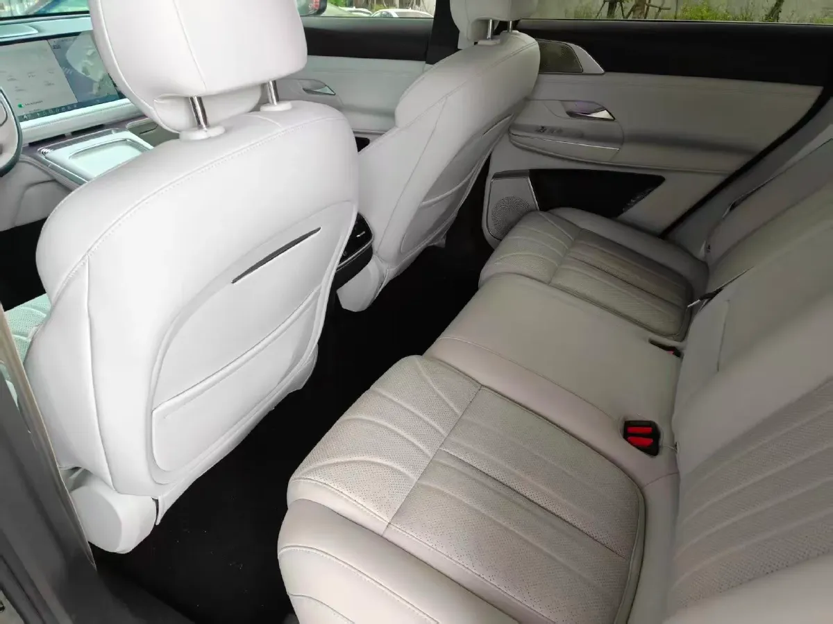 2025 Xpeng G9 BEV 93.1KWH,autocango,china used car exporter,china ev exporter,chinese used car exporter,chinese used ev exporter