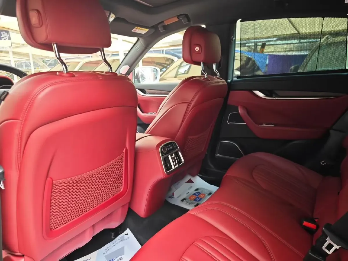 2018 Maserati Levante 3.0T 430HP V6 8AT,autocango,china used car exporter,china ev exporter,chinese used car exporter,chinese used ev exporter