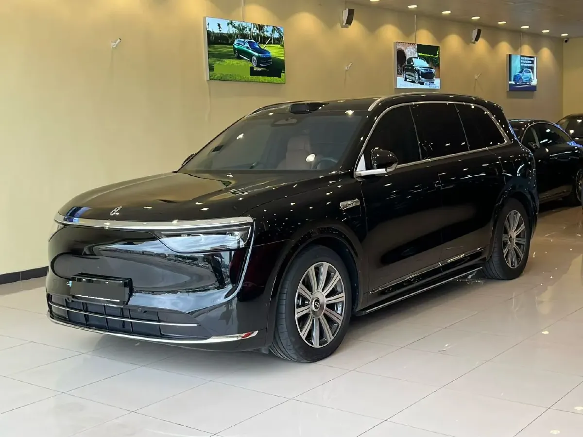 2025 AITO AITO M8 REEV 160HP REEV 53.4KWH,autocango,china used car exporter,china ev exporter,chinese used car exporter,chinese used ev exporter
