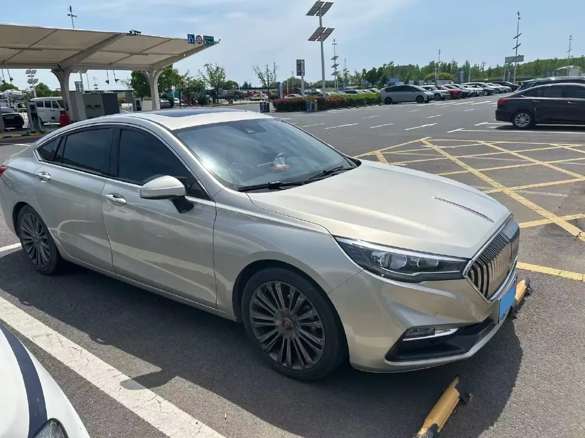 2020 HongQi H5 1.8T 197HP L4 6AT,autocango,china used car exporter,china ev exporter,chinese used car exporter,chinese used ev exporter