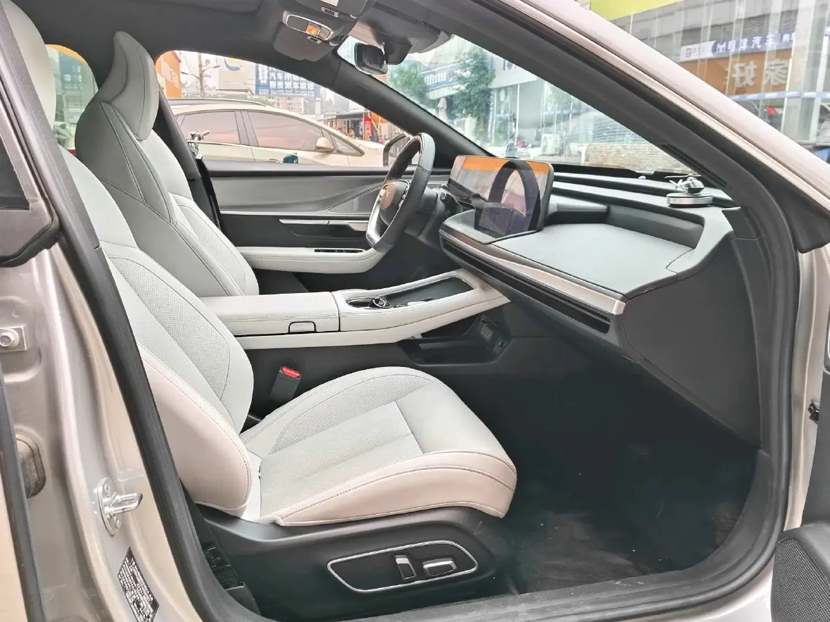 2023 Xpeng P7 BEV 86.2KWH,autocango,china used car exporter,china ev exporter,chinese used car exporter,chinese used ev exporter