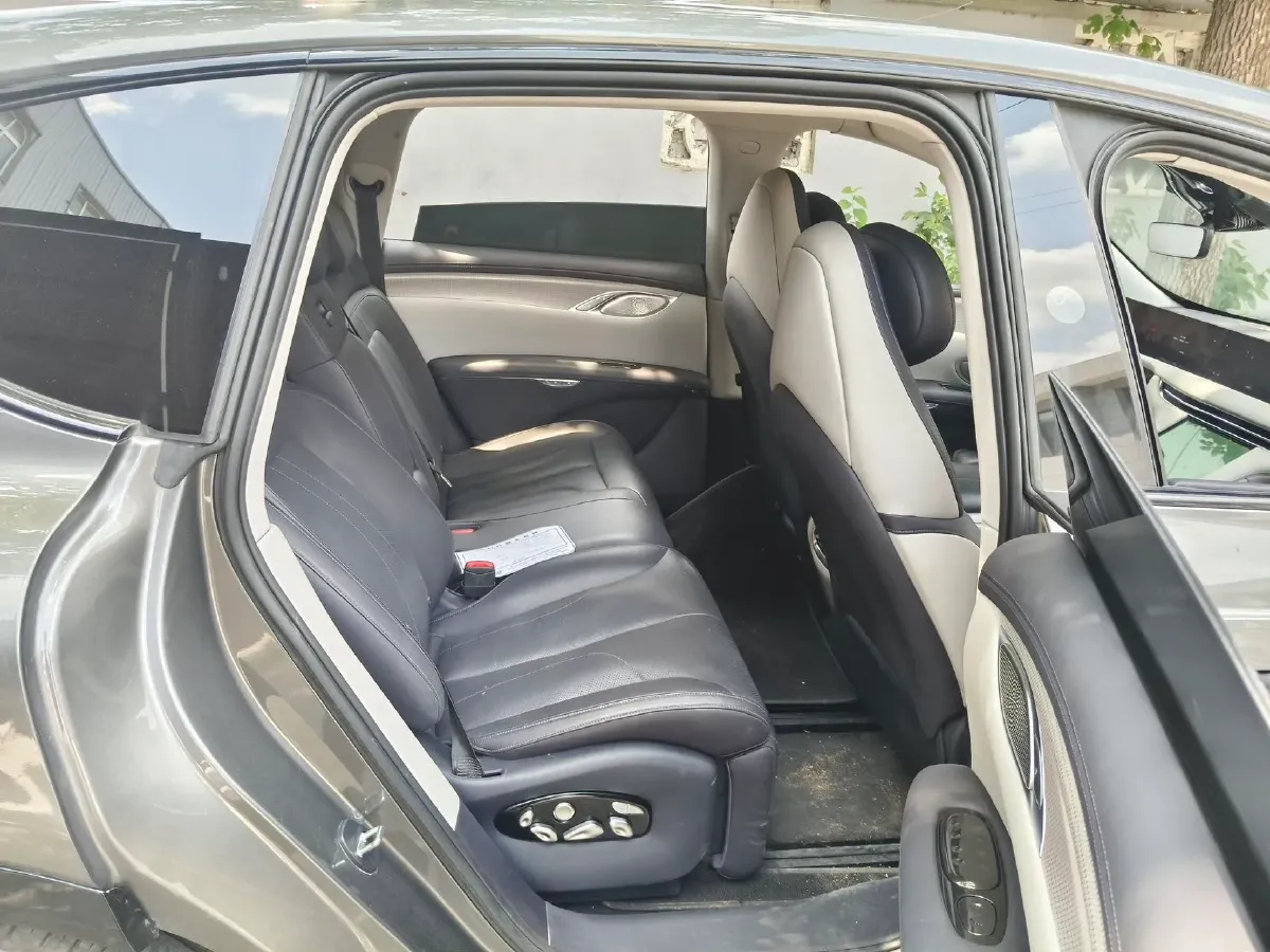 2023 IM LS7 BEV 90KWH,autocango,china used car exporter,china ev exporter,chinese used car exporter,chinese used ev exporter