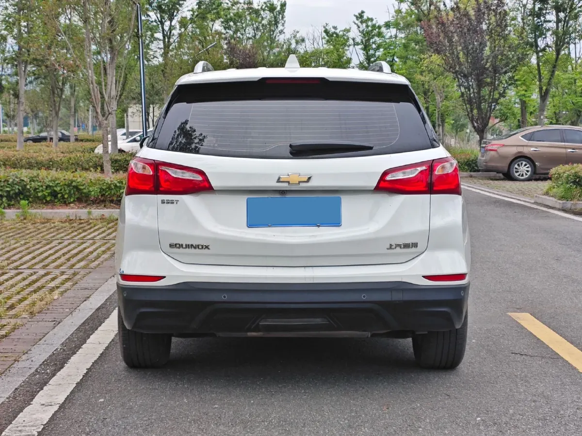 2019 Chevrolet Equinox 1.5T 180HP L4 6AT,autocango,china used car exporter,china ev exporter,chinese used car exporter,chinese used ev exporter
