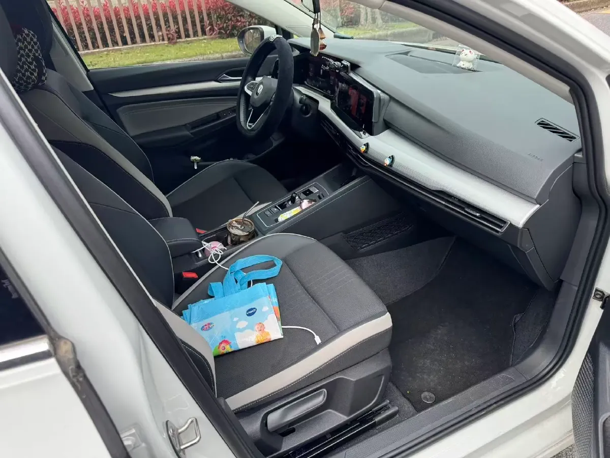 2021 Volkswagen Golf 1.4T 150HP L4 7DCT,autocango,china used car exporter,china ev exporter,chinese used car exporter,chinese used ev exporter