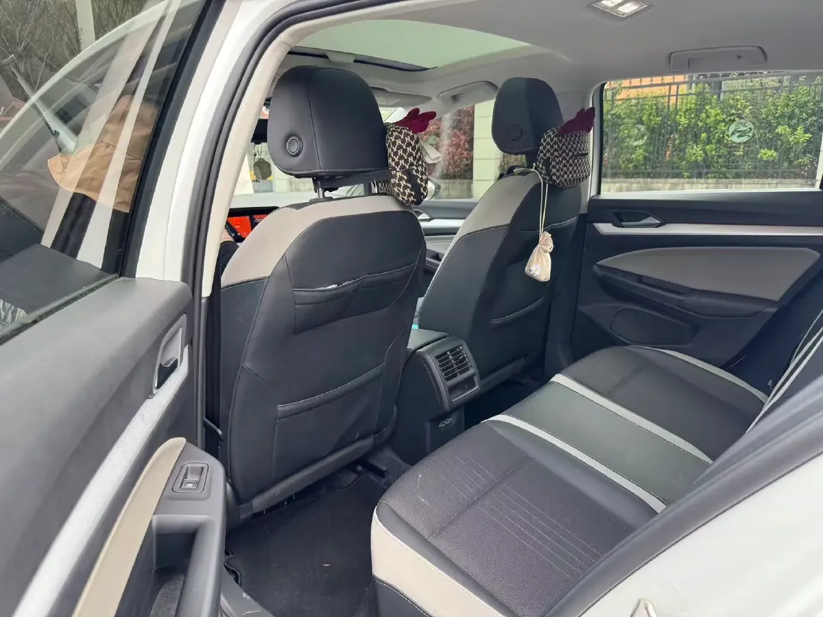 2021 Volkswagen Golf 1.4T 150HP L4 7DCT,autocango,china used car exporter,china ev exporter,chinese used car exporter,chinese used ev exporter
