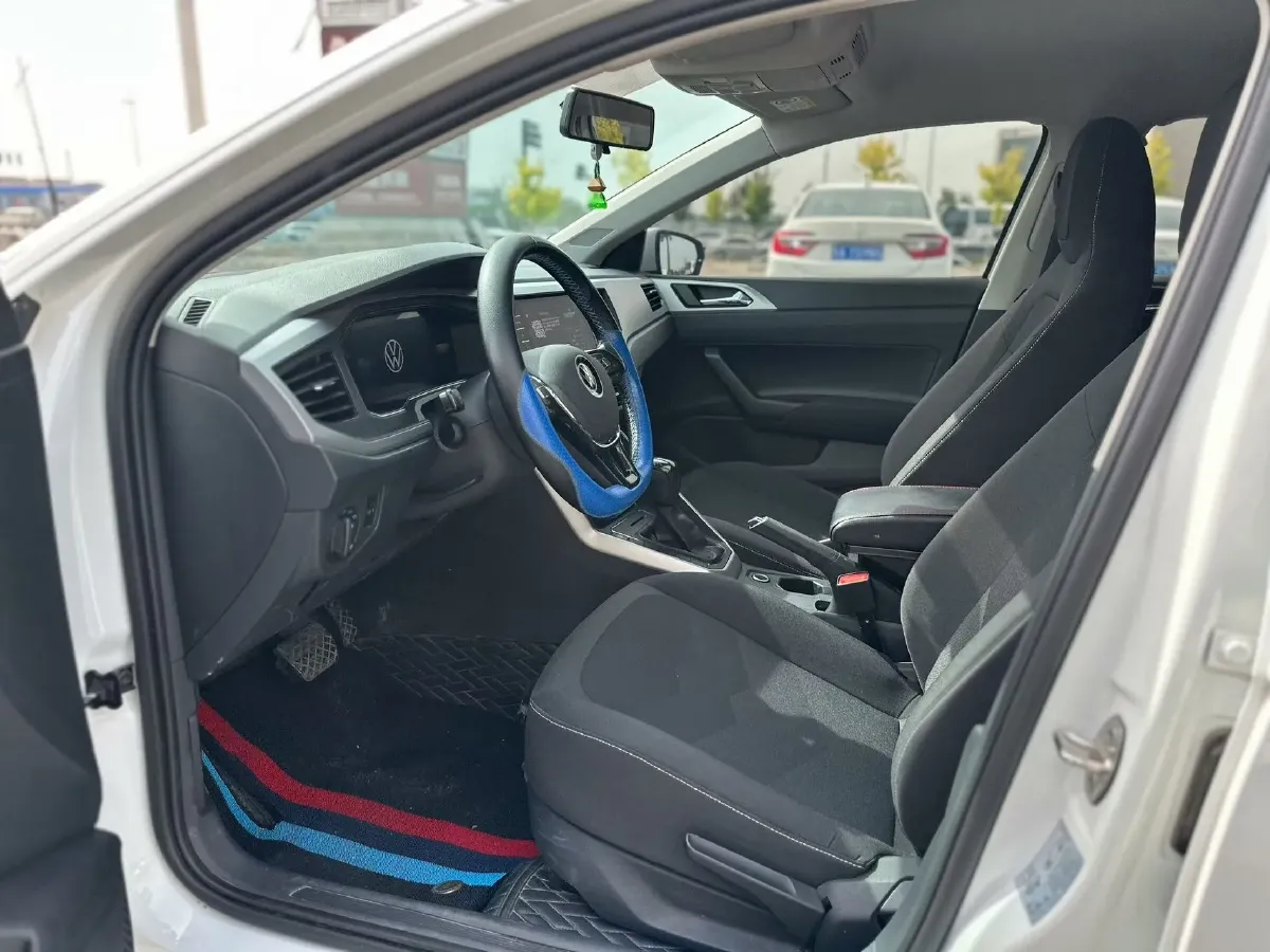 2023 Volkswagen Polo 1.5L 113HP L4 6AT,autocango,china used car exporter,china ev exporter,chinese used car exporter,chinese used ev exporter