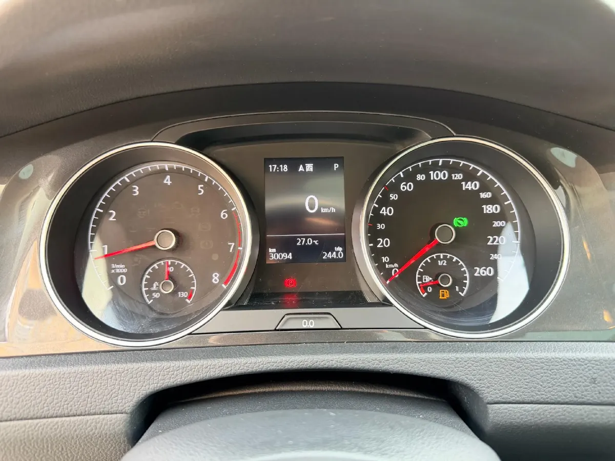 2020 Volkswagen Golf 1.2T 116HP L4 7DCT,autocango,china used car exporter,china ev exporter,chinese used car exporter,chinese used ev exporter